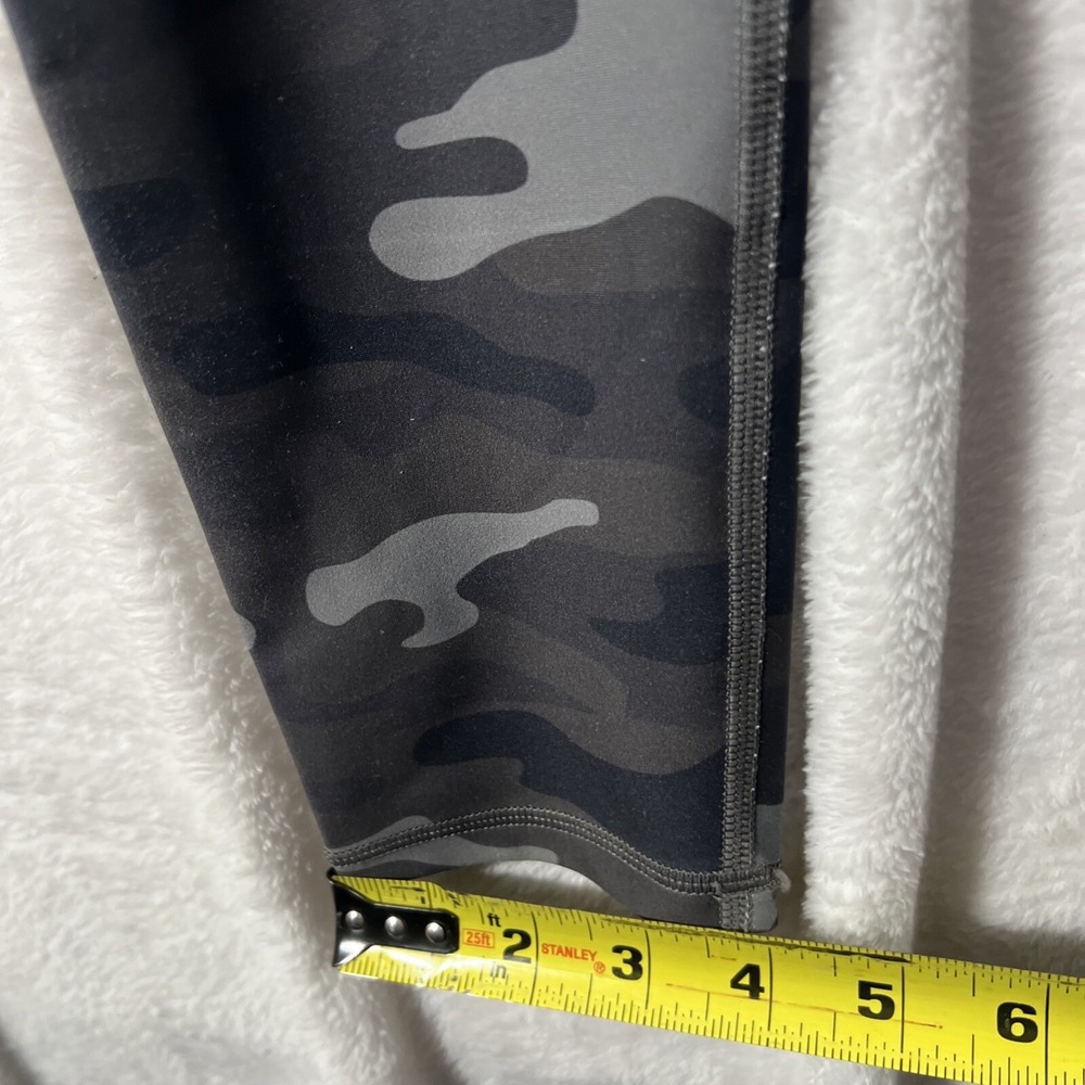 Vakandi Apparel Womens Camouflage Leggings- Small - Picture 15 of 16